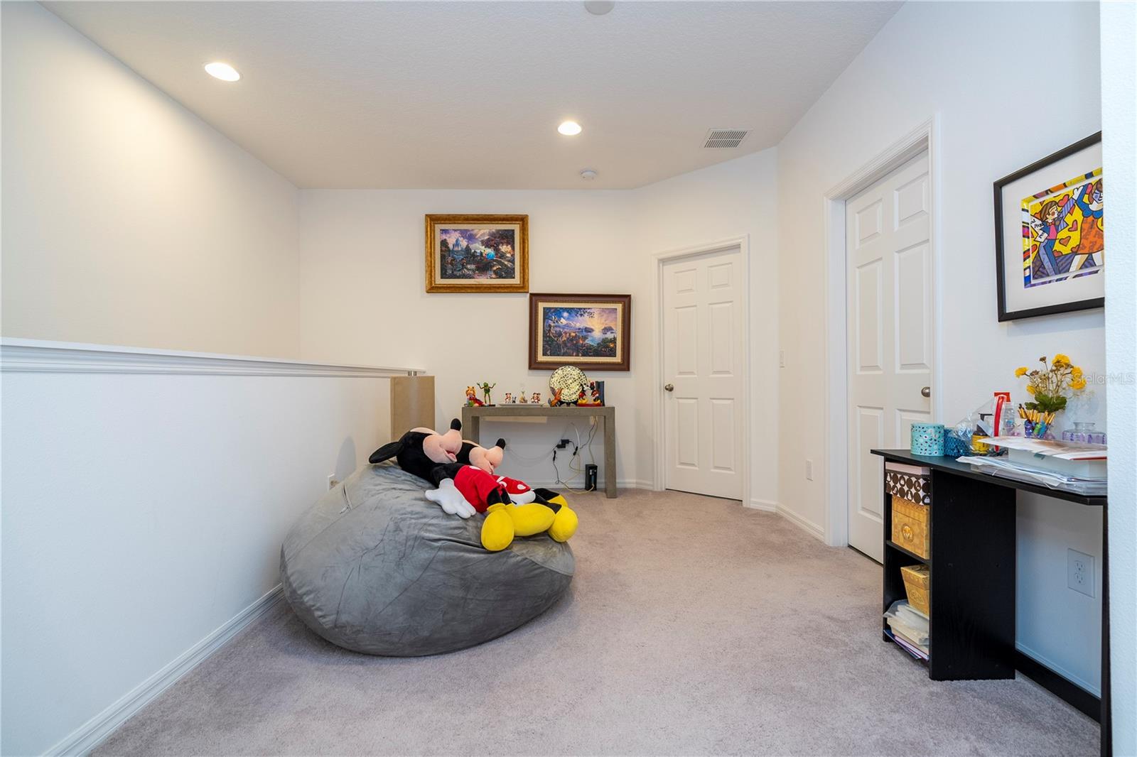 Image 31 of 43 For 8166 Mosaic Lane