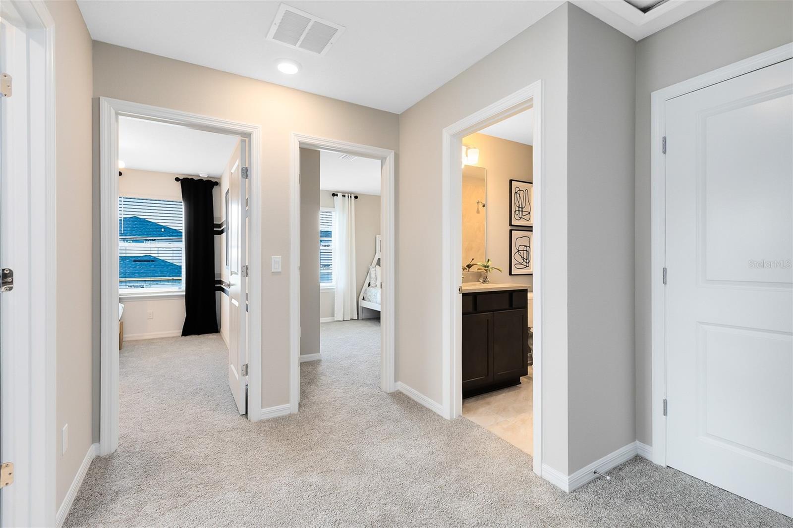 Image 18 of 33 For 10765 Leafy Laurel Avenue