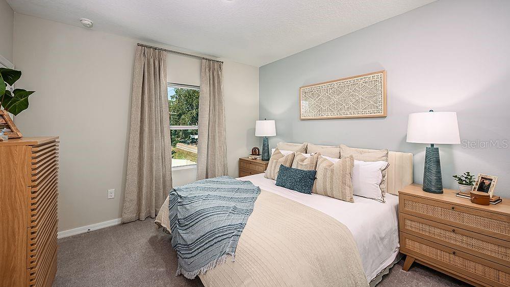 Image 14 of 18 For 698 Gladstone Way