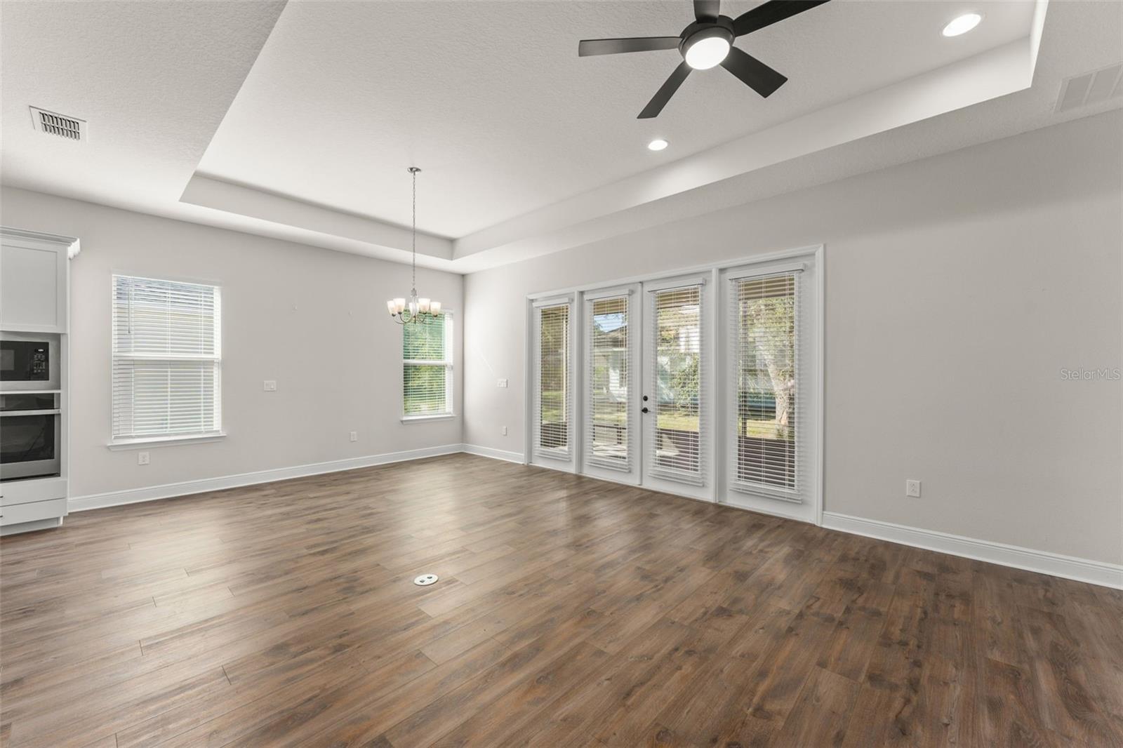 Image 21 of 38 For 1598 Whitewood Court