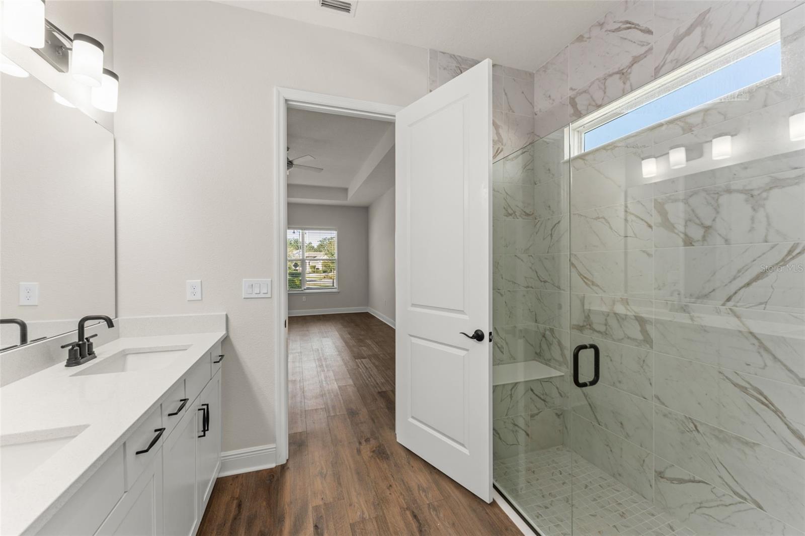 Image 27 of 38 For 1598 Whitewood Court