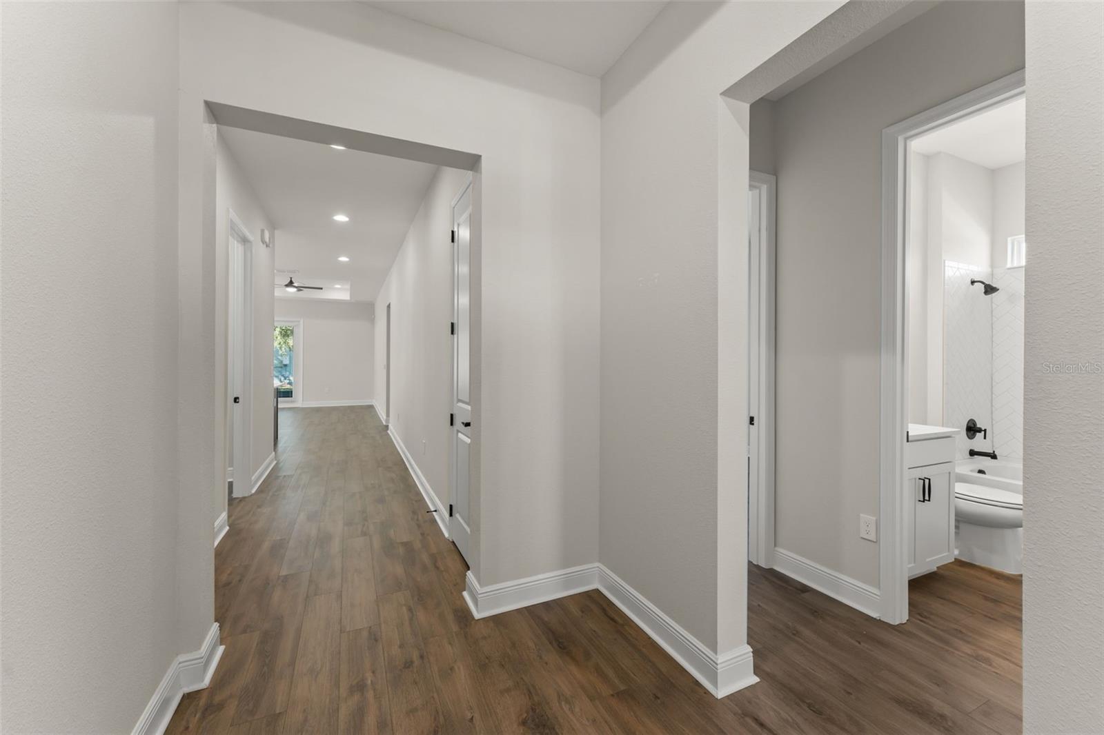 Image 3 of 38 For 1598 Whitewood Court