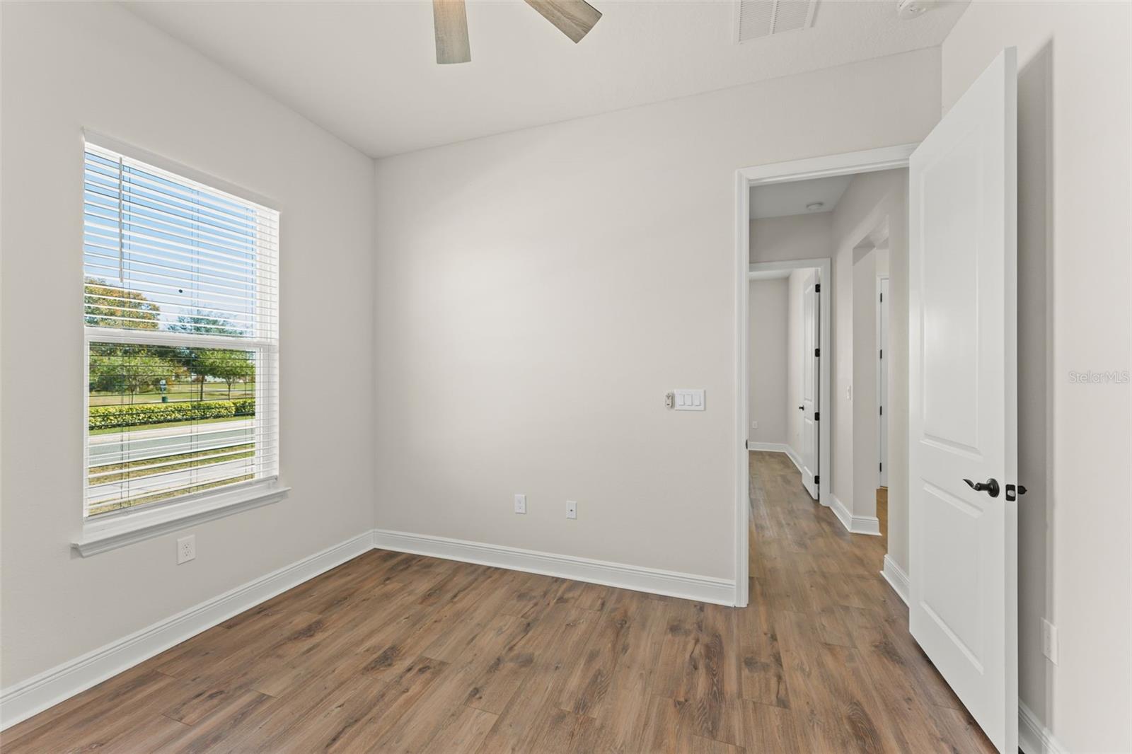 Image 9 of 38 For 1598 Whitewood Court