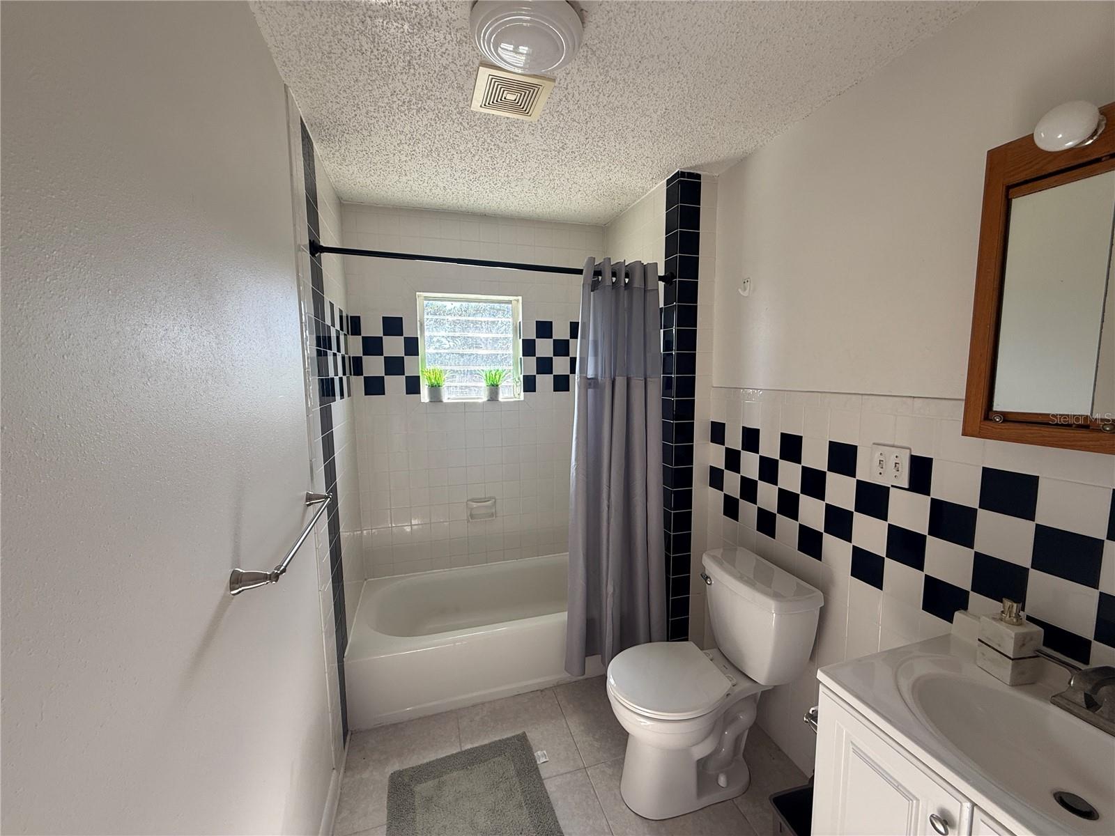 Image 24 of 62 For 4104 Us Highway 1