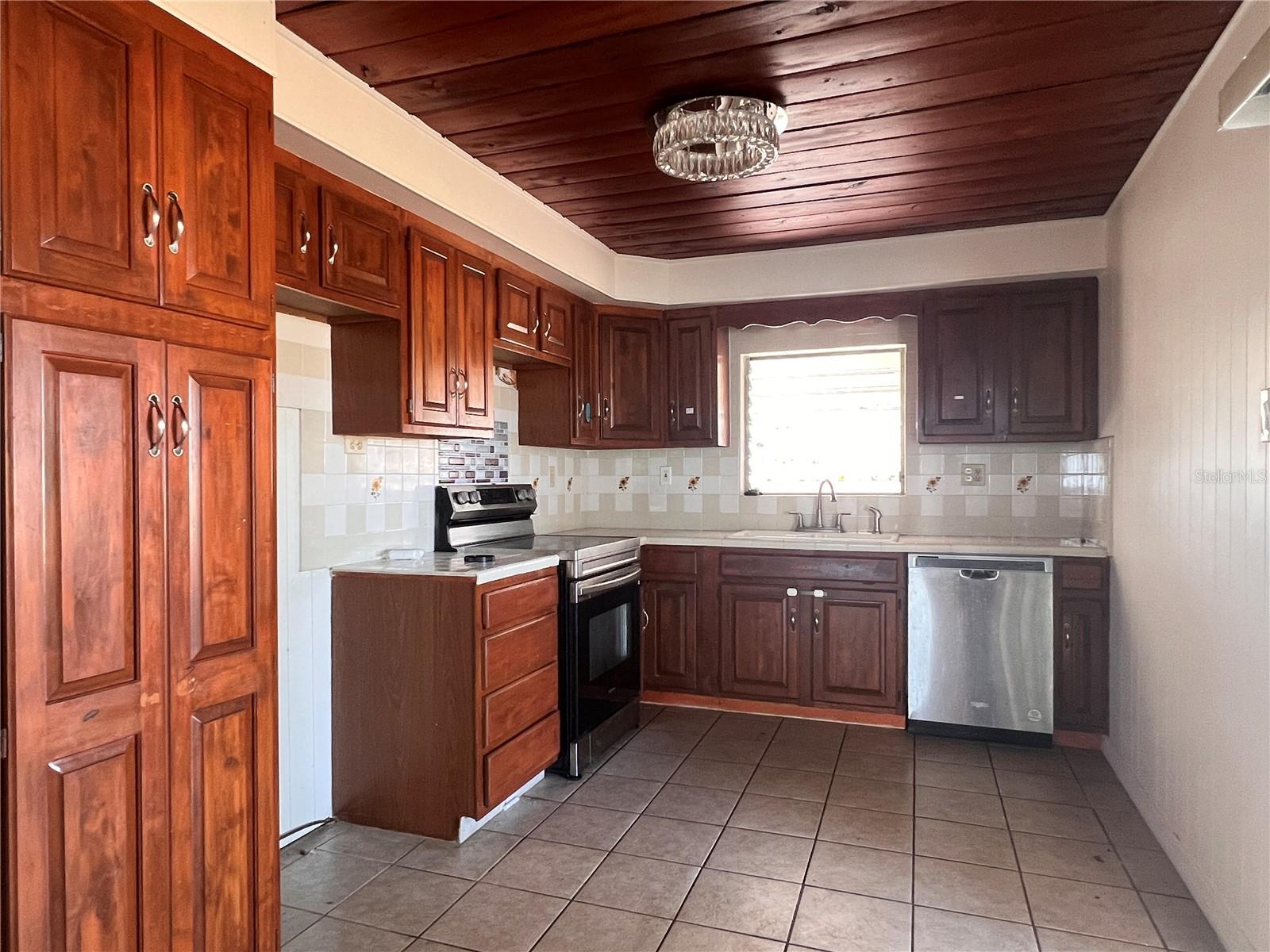 Image 30 of 62 For 4104 Us Highway 1