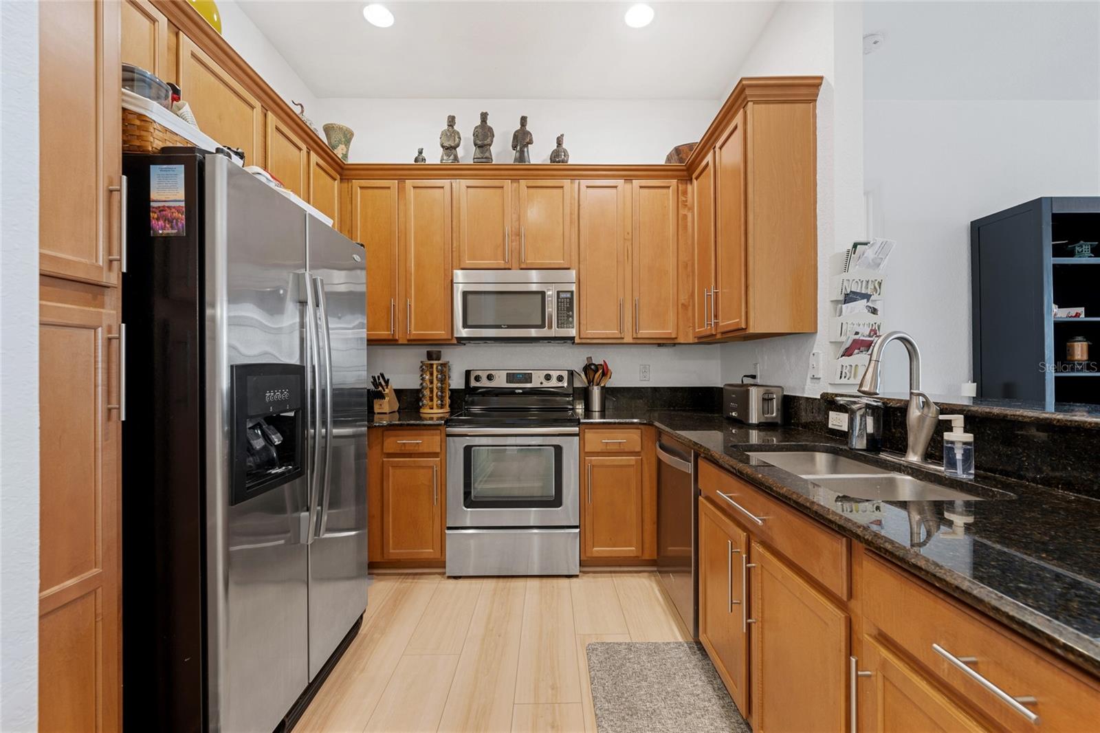 Image 8 of 23 For 1819 Common Way Road 203