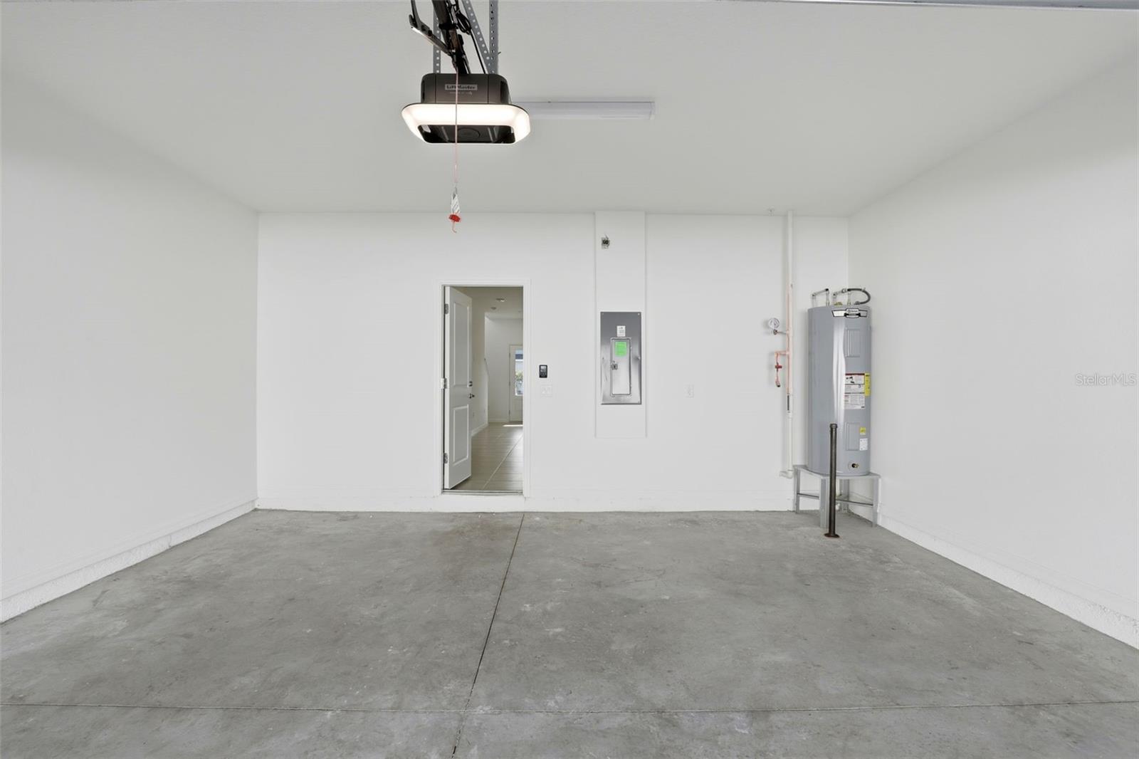 Image 32 of 36 For 11309 Nona Sound Street