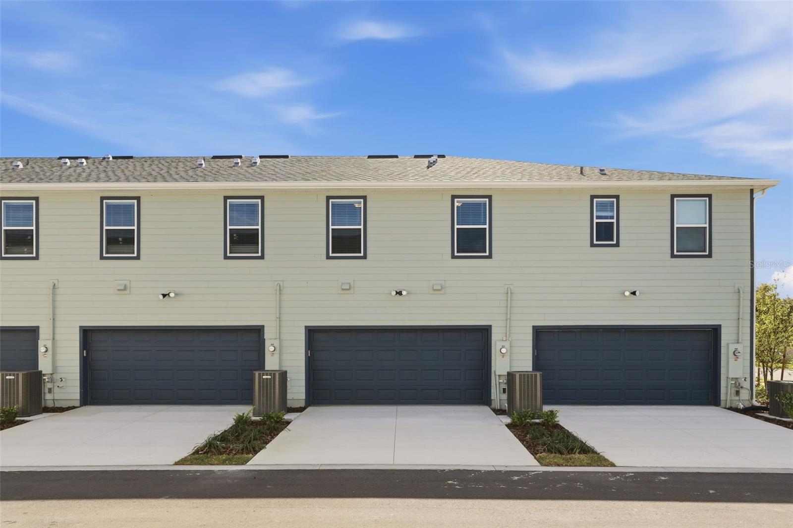 Image 33 of 36 For 11309 Nona Sound Street