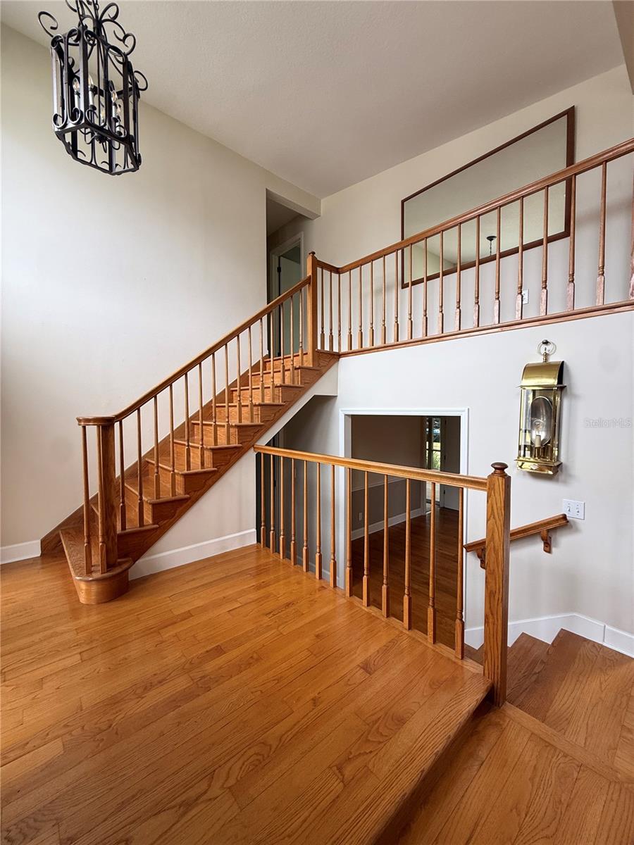 Image 4 of 39 For 103 Lake Brantley Terrace