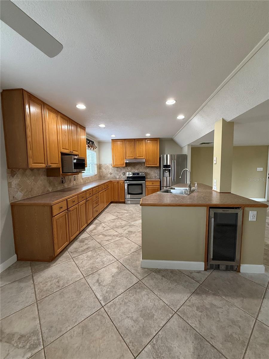 Image 9 of 39 For 103 Lake Brantley Terrace