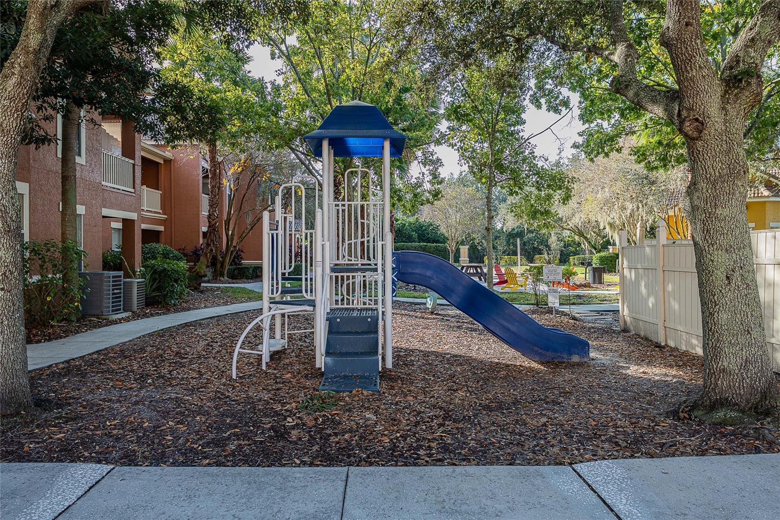 Image 14 of 32 For 19900 Villa Tuscany Drive 106