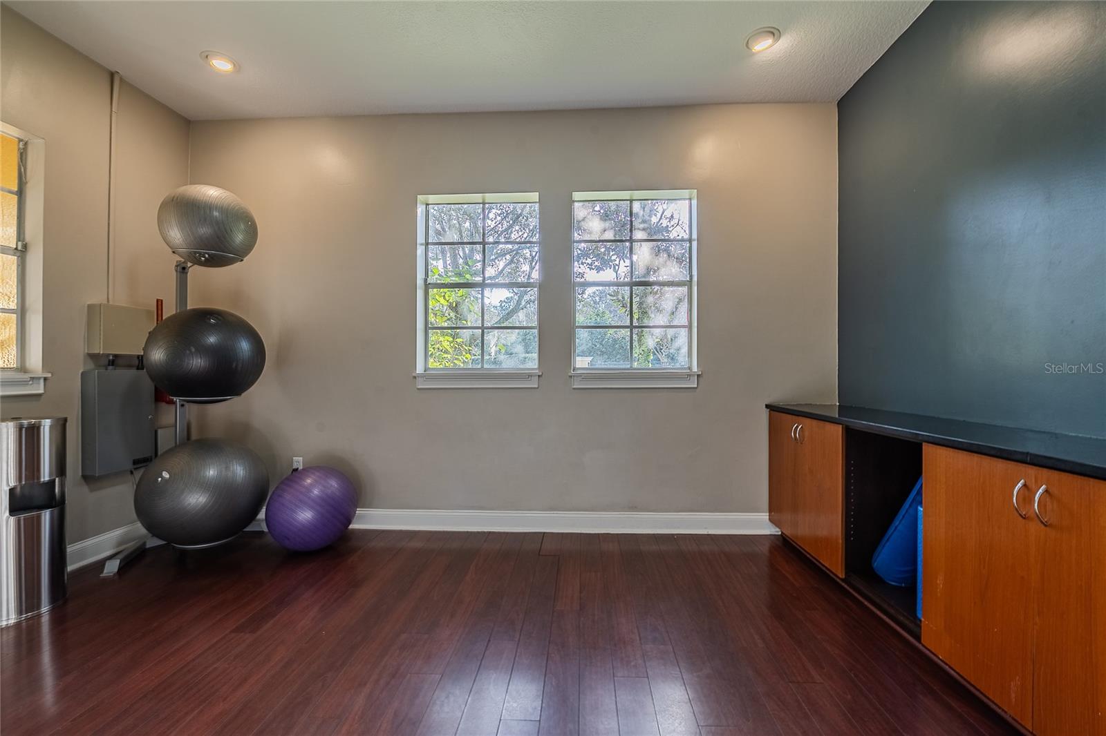 Image 17 of 32 For 19900 Villa Tuscany Drive 106