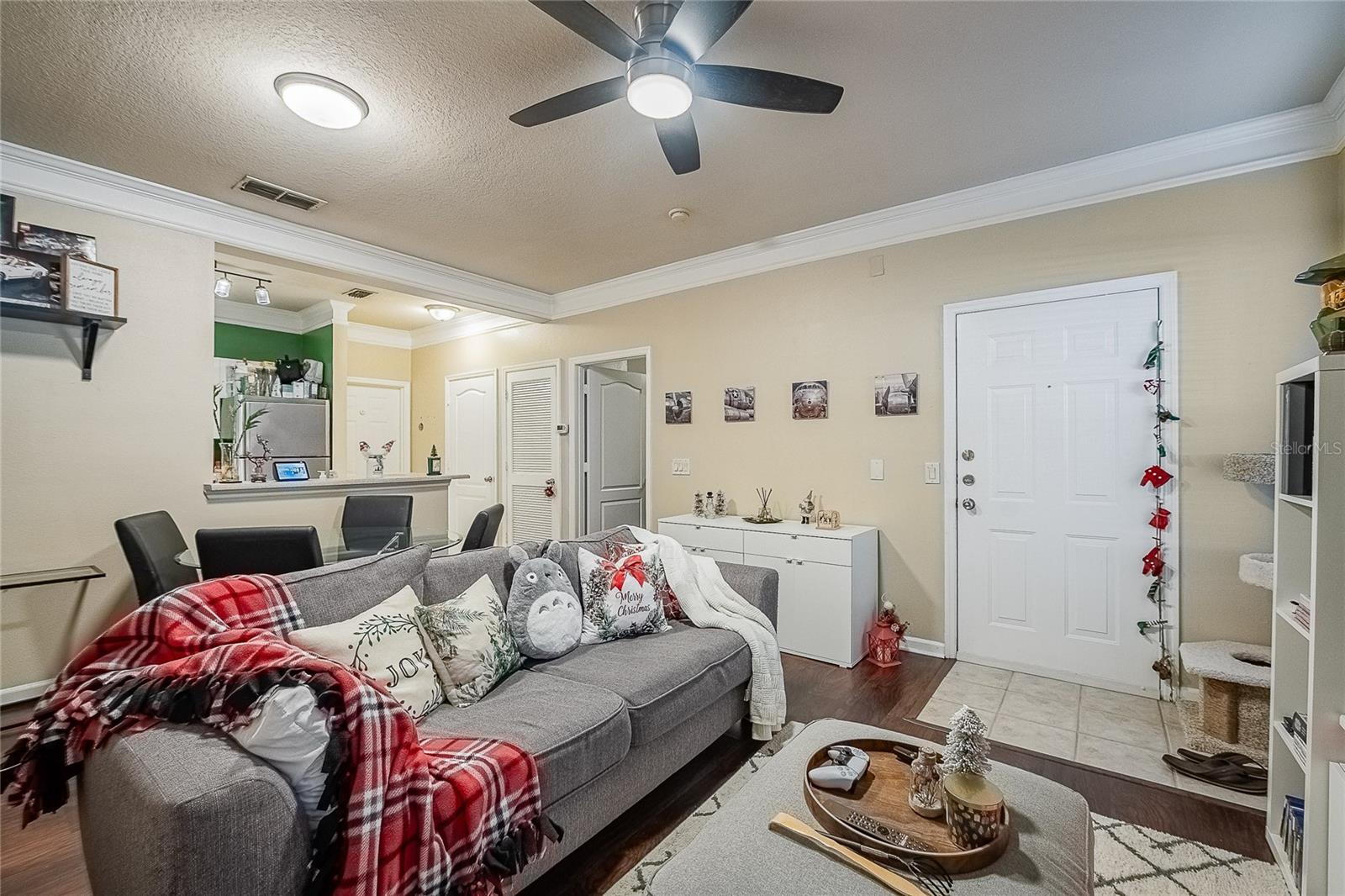 Image 22 of 32 For 19900 Villa Tuscany Drive 106