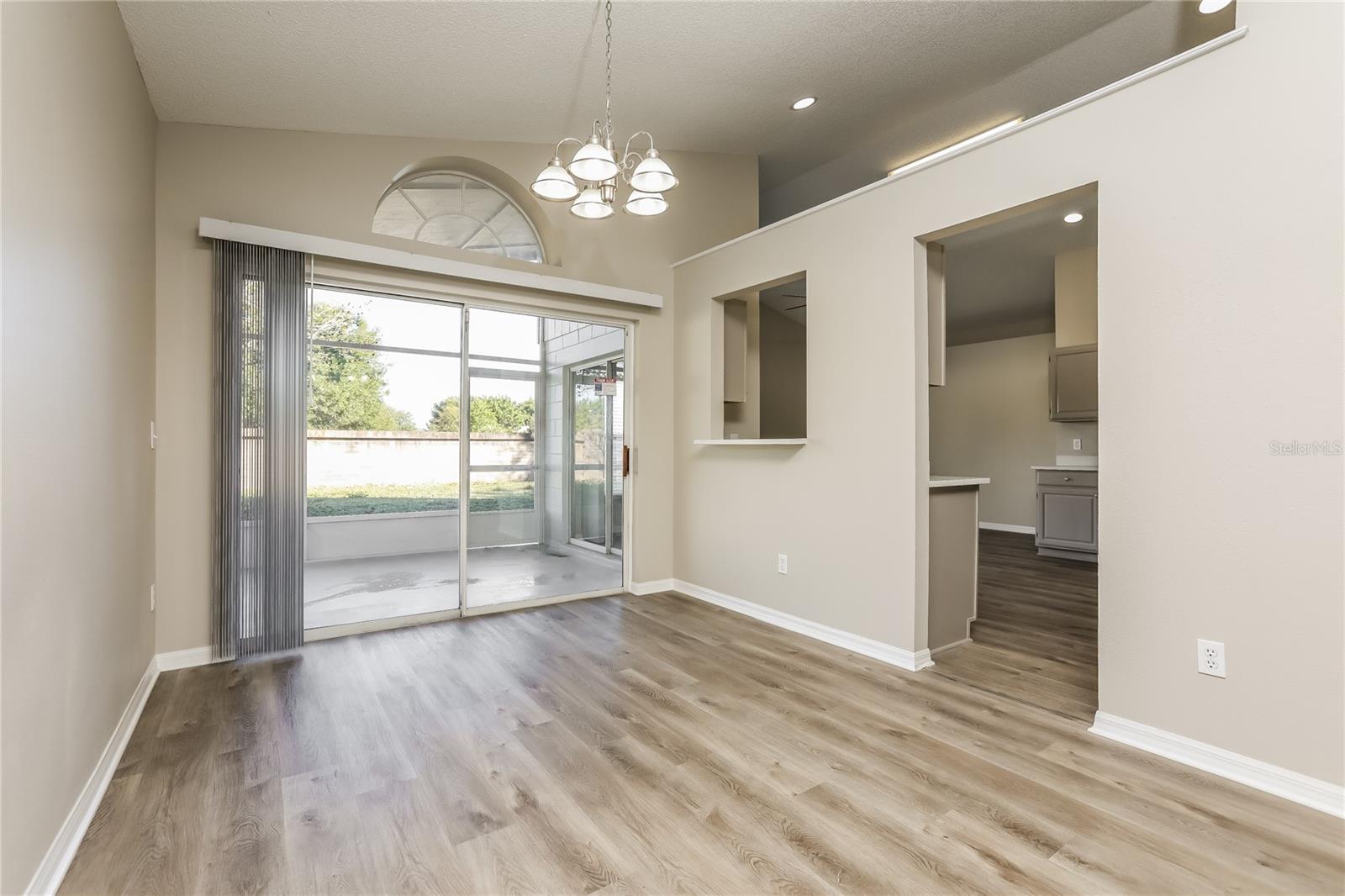 Image 4 of 16 For 3007 Beaumont Lane