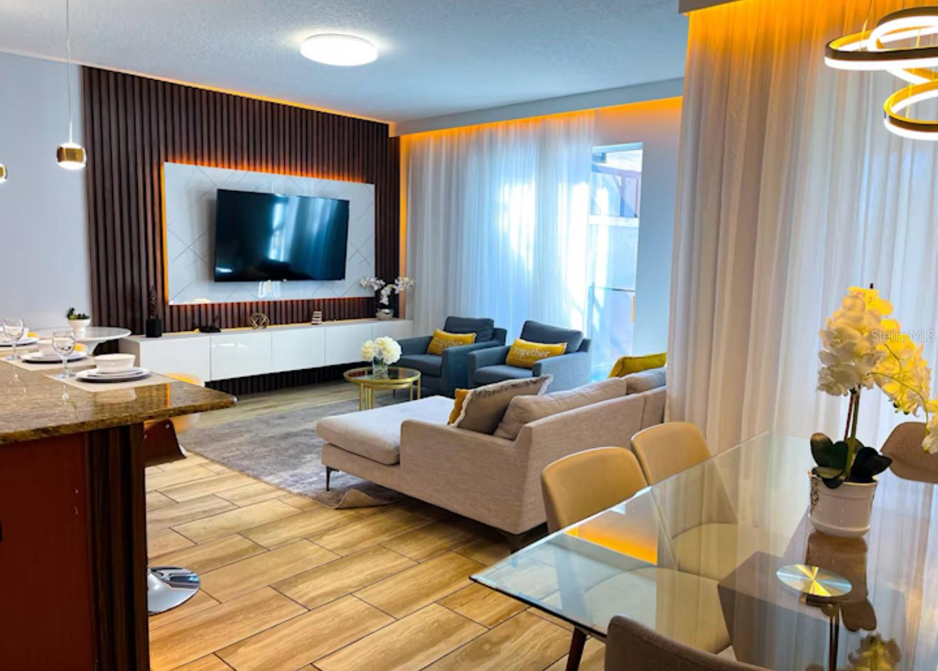 Image 5 of 42 For 3052 Gatsby Street