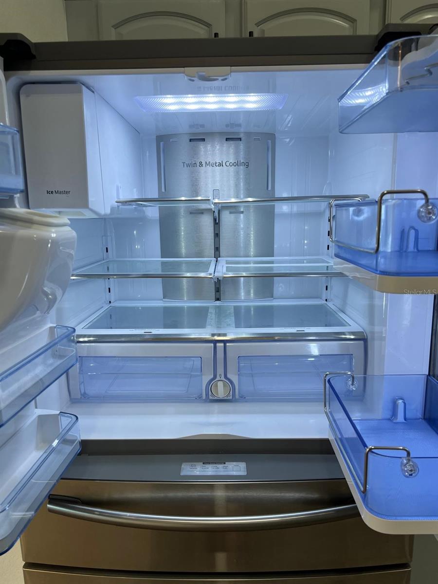 Image 10 of 49 For 655 Eagle Pointe S