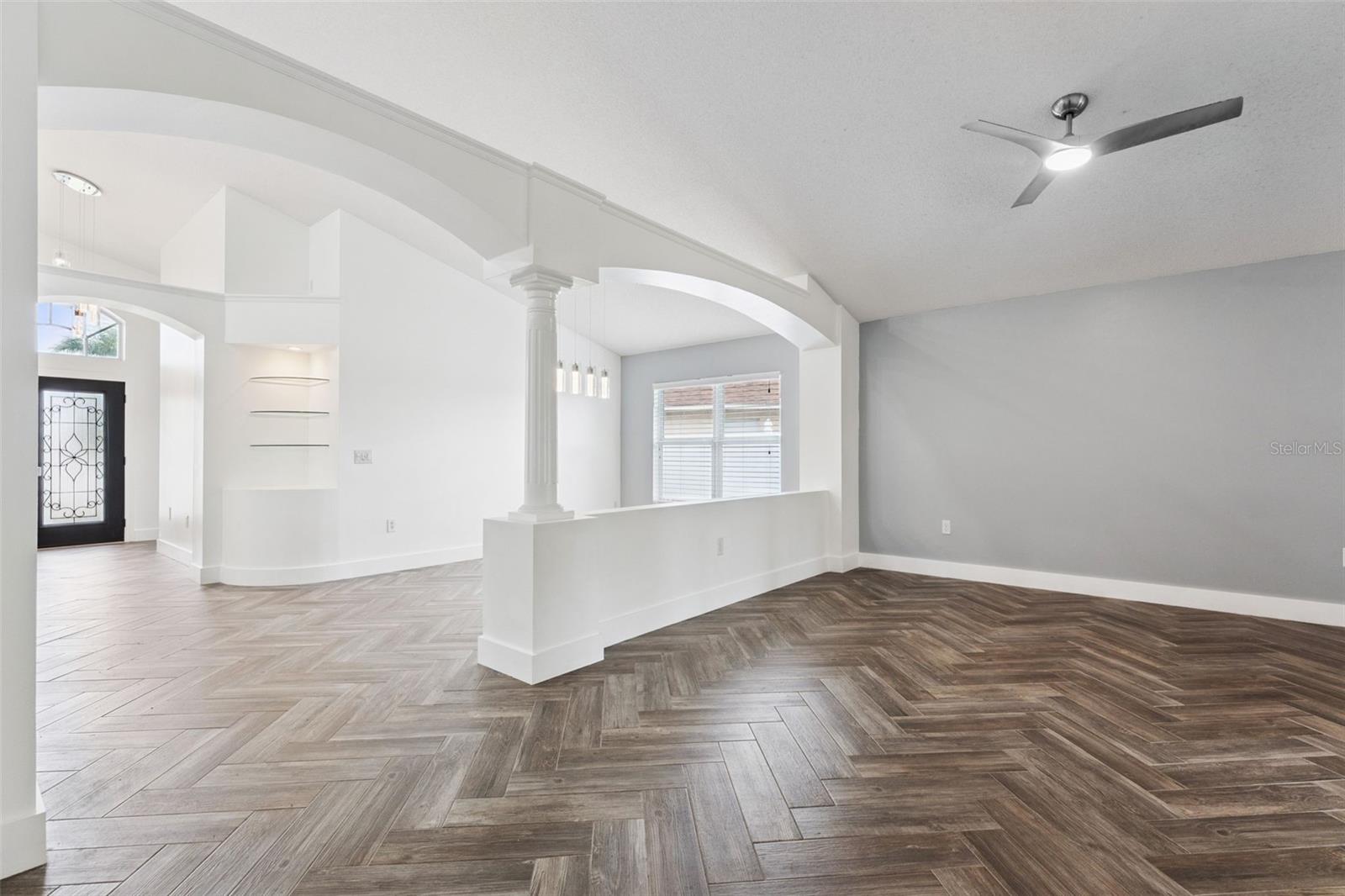 Image 14 of 49 For 655 Eagle Pointe S