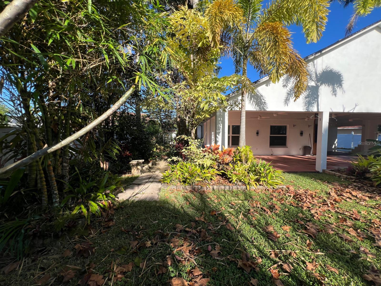 Image 33 of 49 For 655 Eagle Pointe S