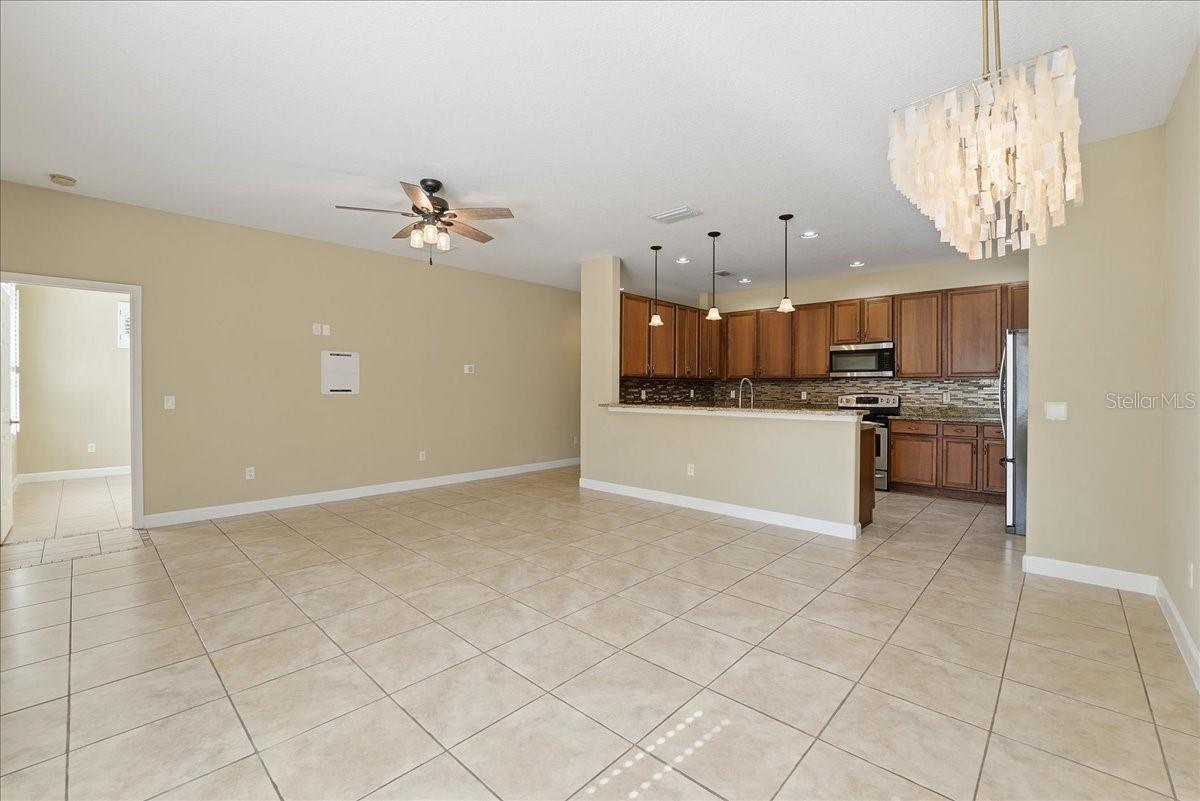 Image 3 of 16 For 950 Broadway Street