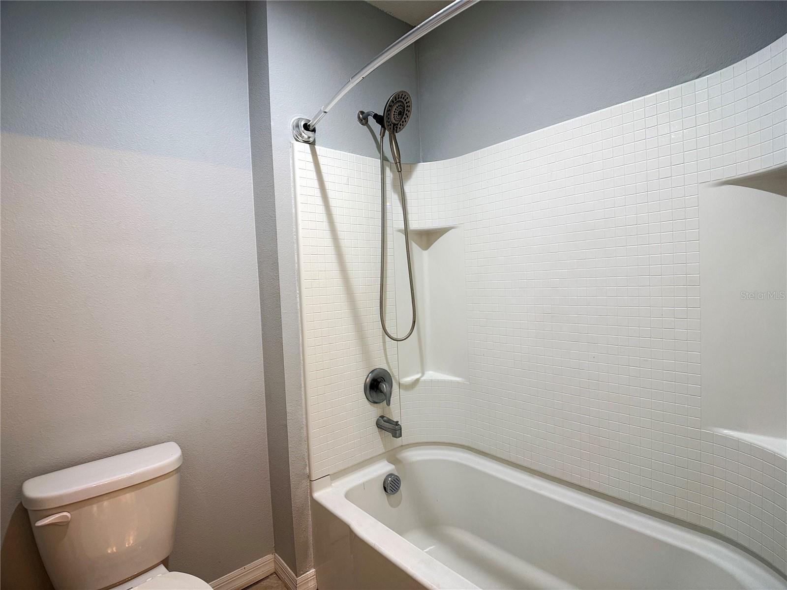 Image 32 of 49 For 389 Tanglewood Drive