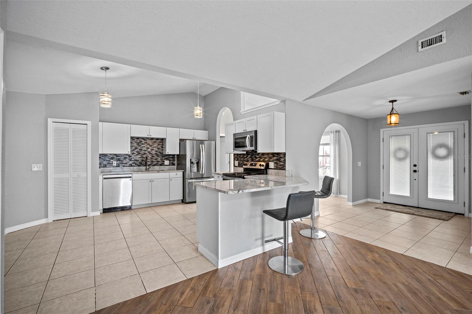 Image 17 of 66 For 1710 Crane Creek Boulevard