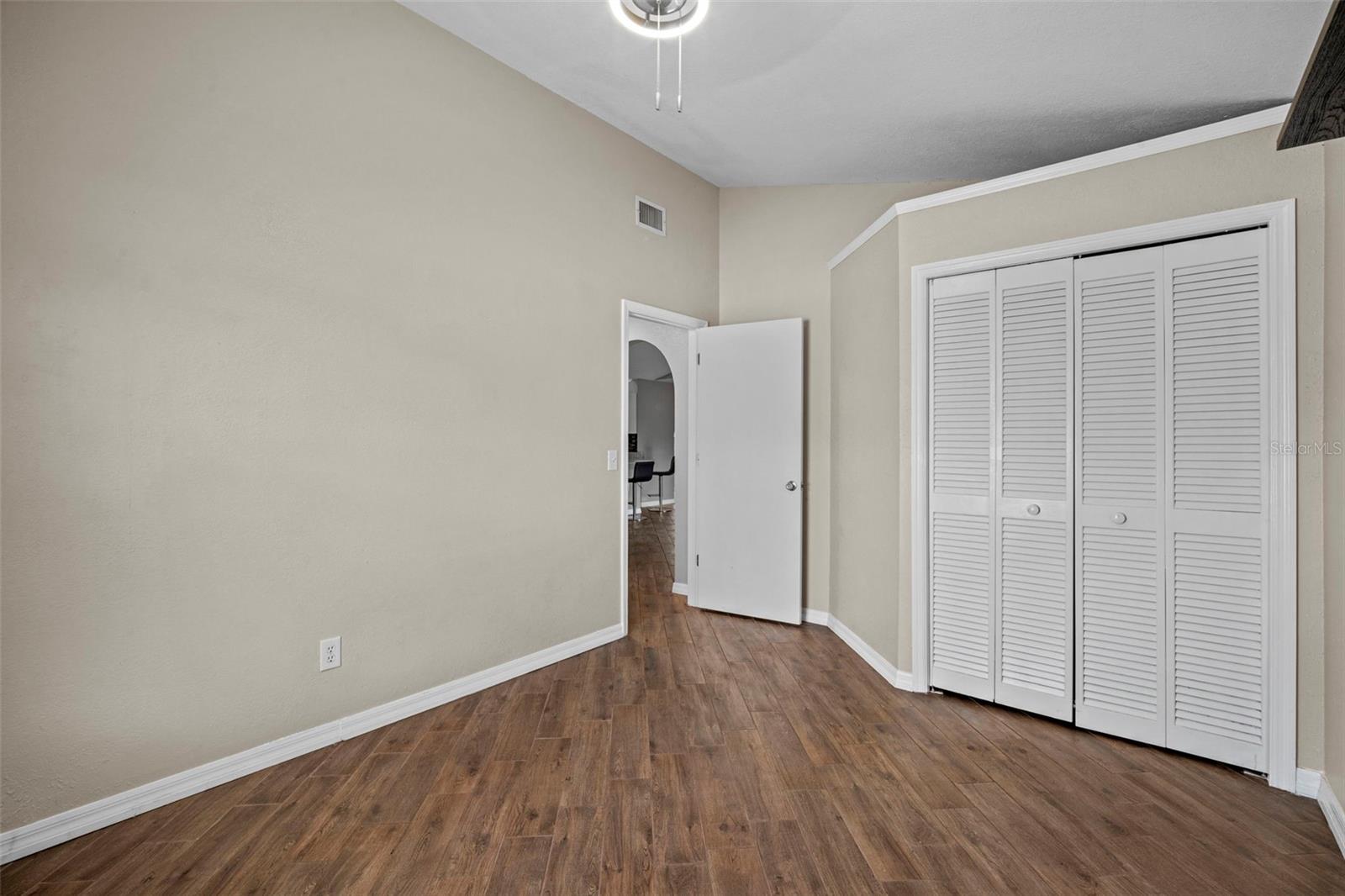 Image 27 of 66 For 1710 Crane Creek Boulevard