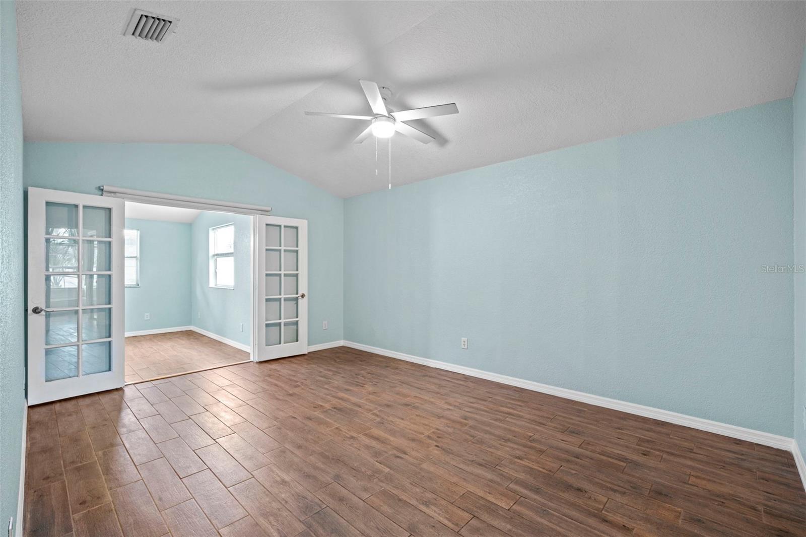 Image 33 of 66 For 1710 Crane Creek Boulevard