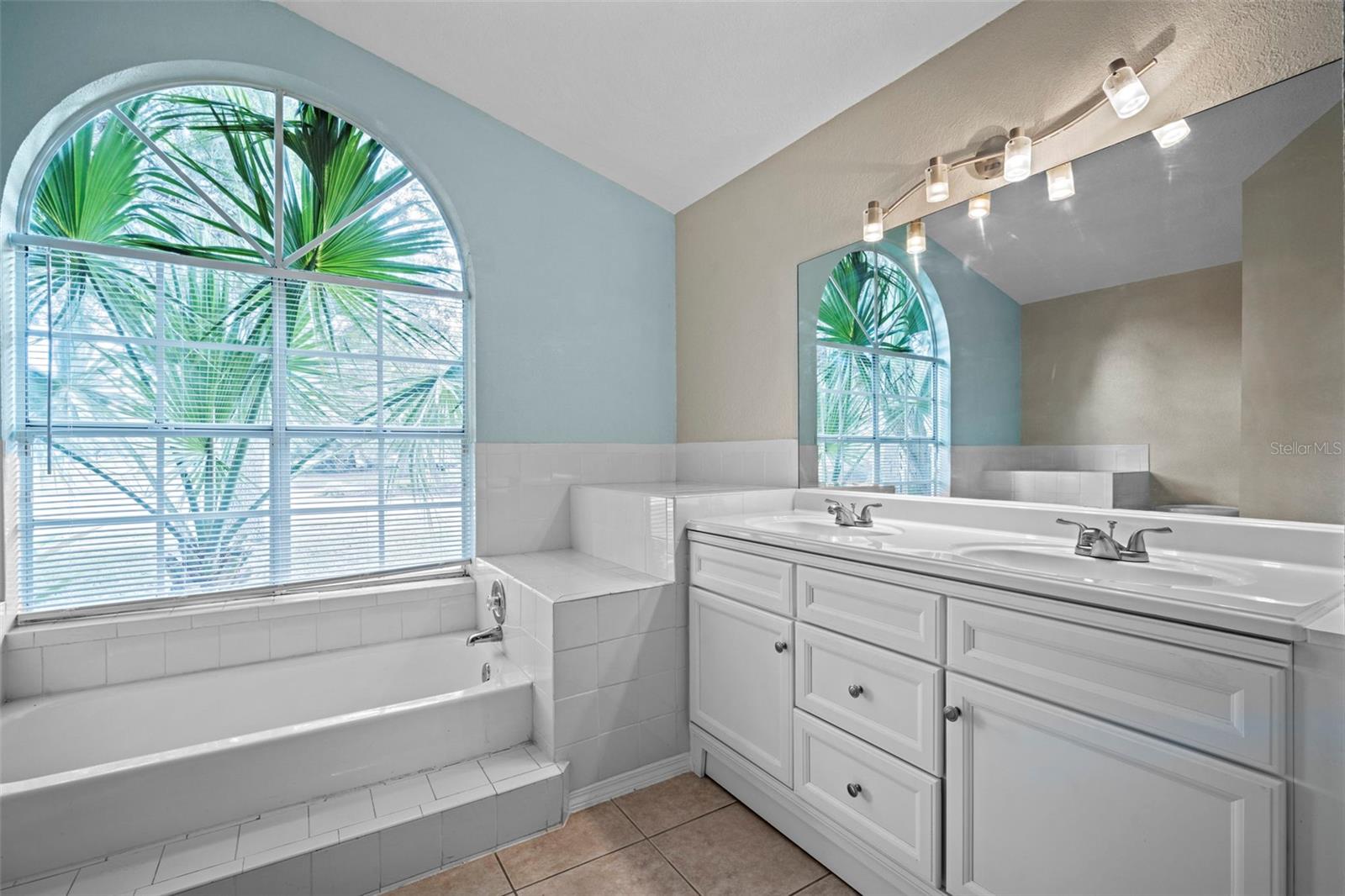 Image 35 of 66 For 1710 Crane Creek Boulevard