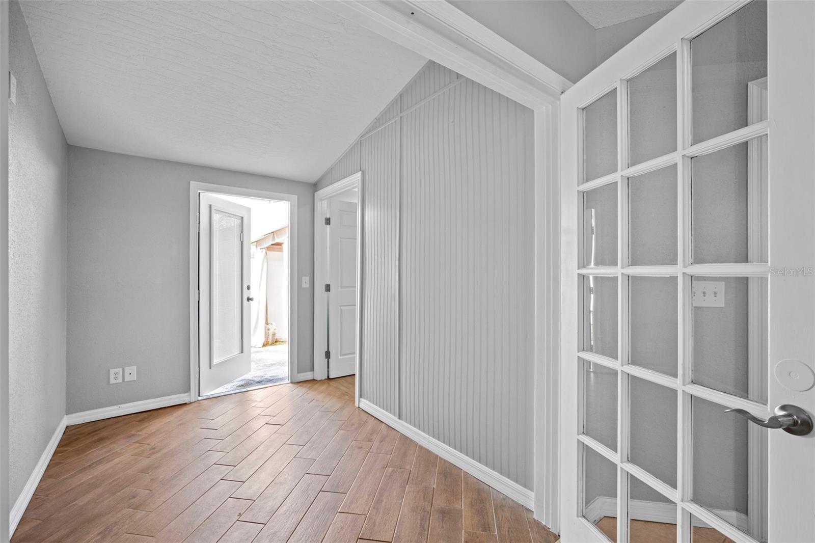 Image 43 of 66 For 1710 Crane Creek Boulevard