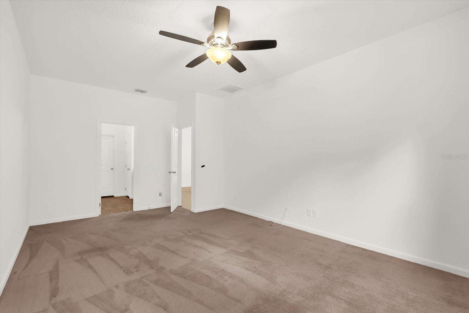 Image 19 of 29 For 2367 Liner Avenue