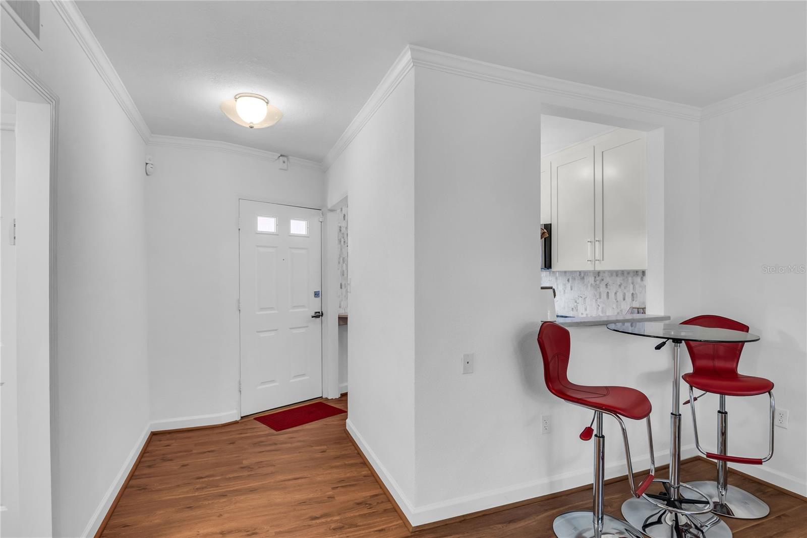 Image 10 of 28 For 640 Park Avenue 5