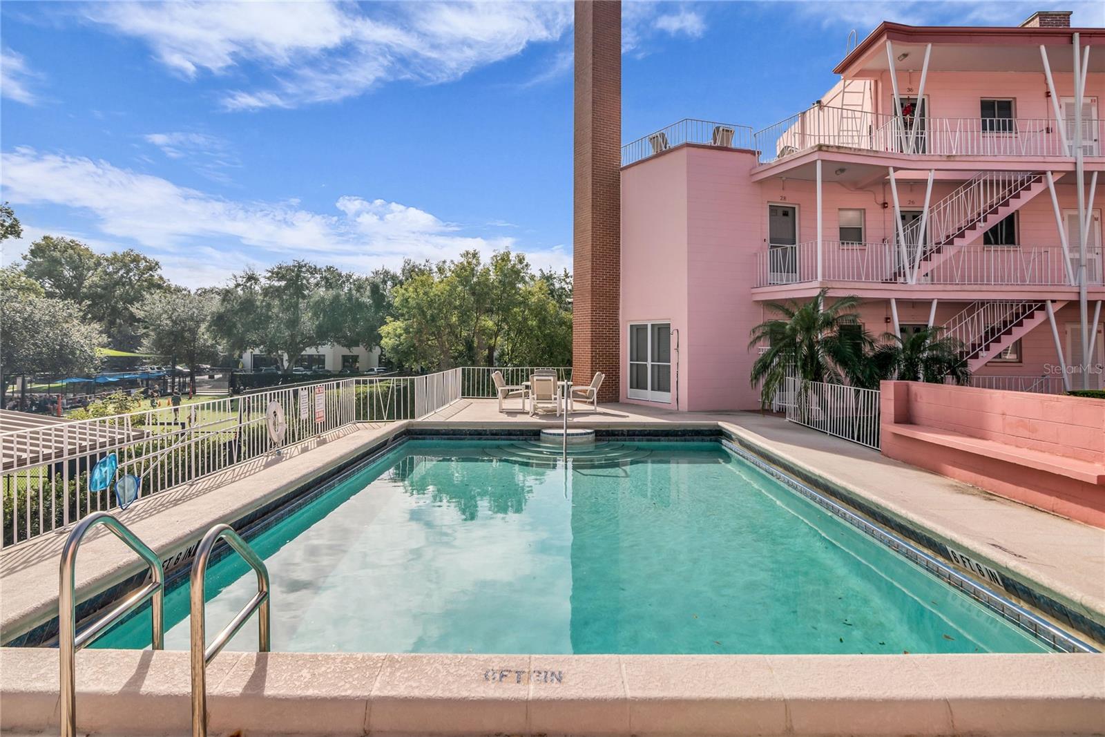 Image 22 of 28 For 640 Park Avenue 5