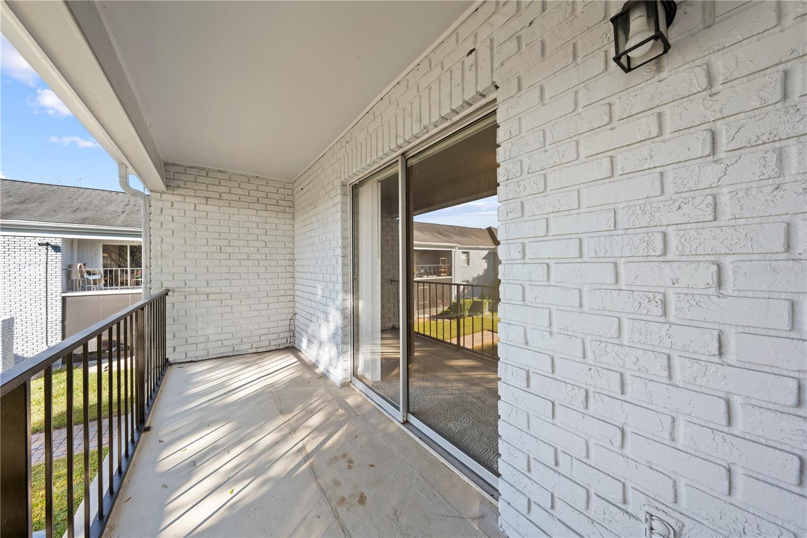 Image 32 of 55 For 256 Lewfield Circle 256