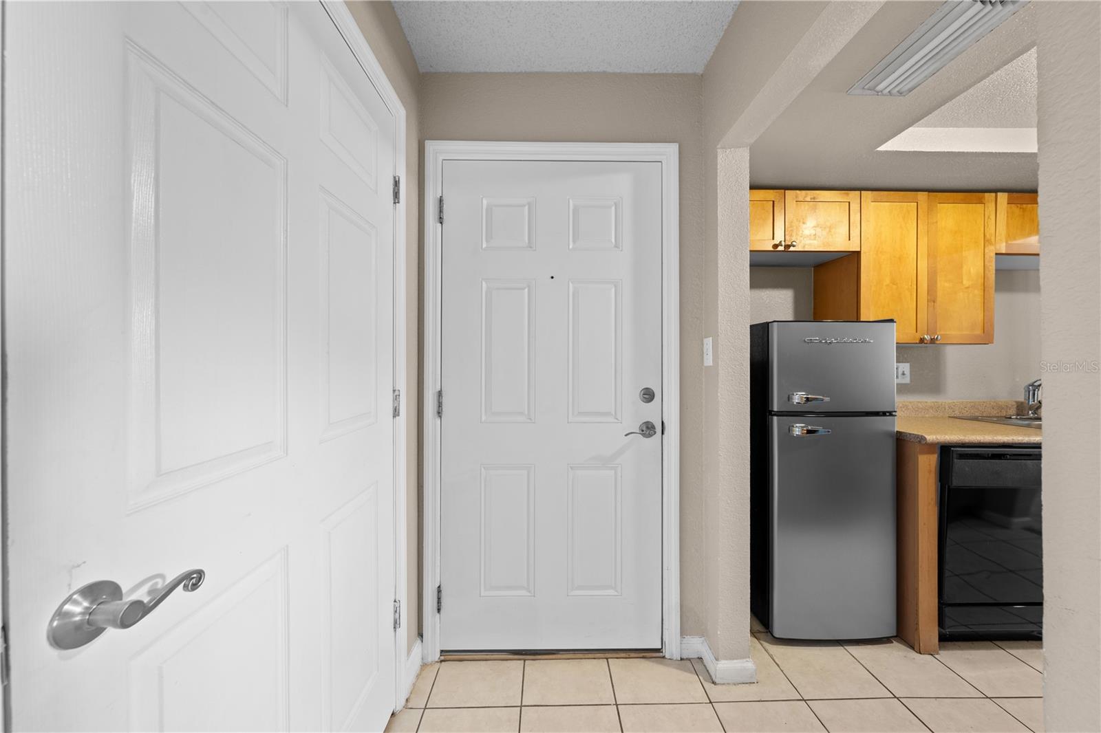 Image 6 of 55 For 256 Lewfield Circle 256