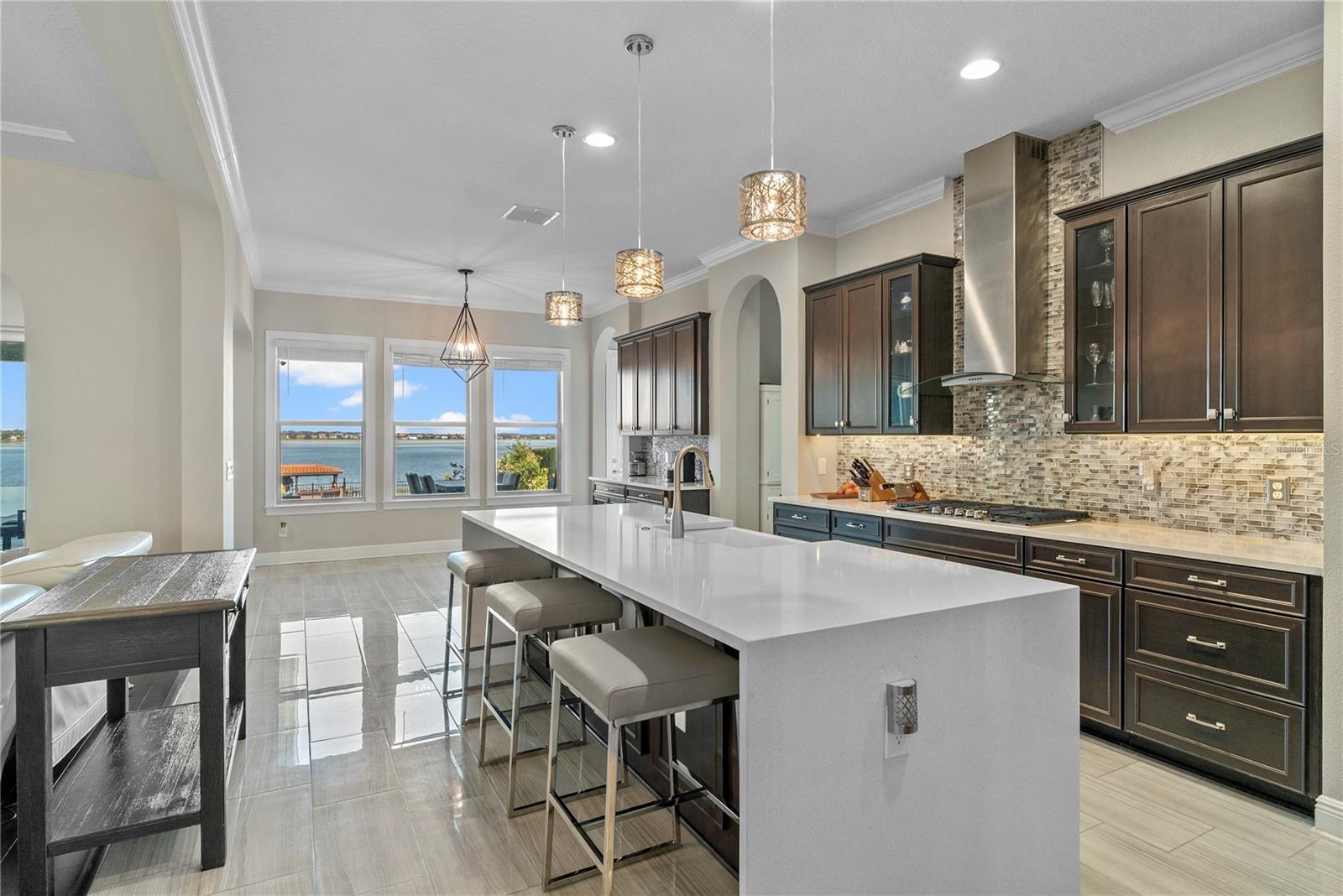 Image 12 of 58 For 16743 Broadwater Avenue