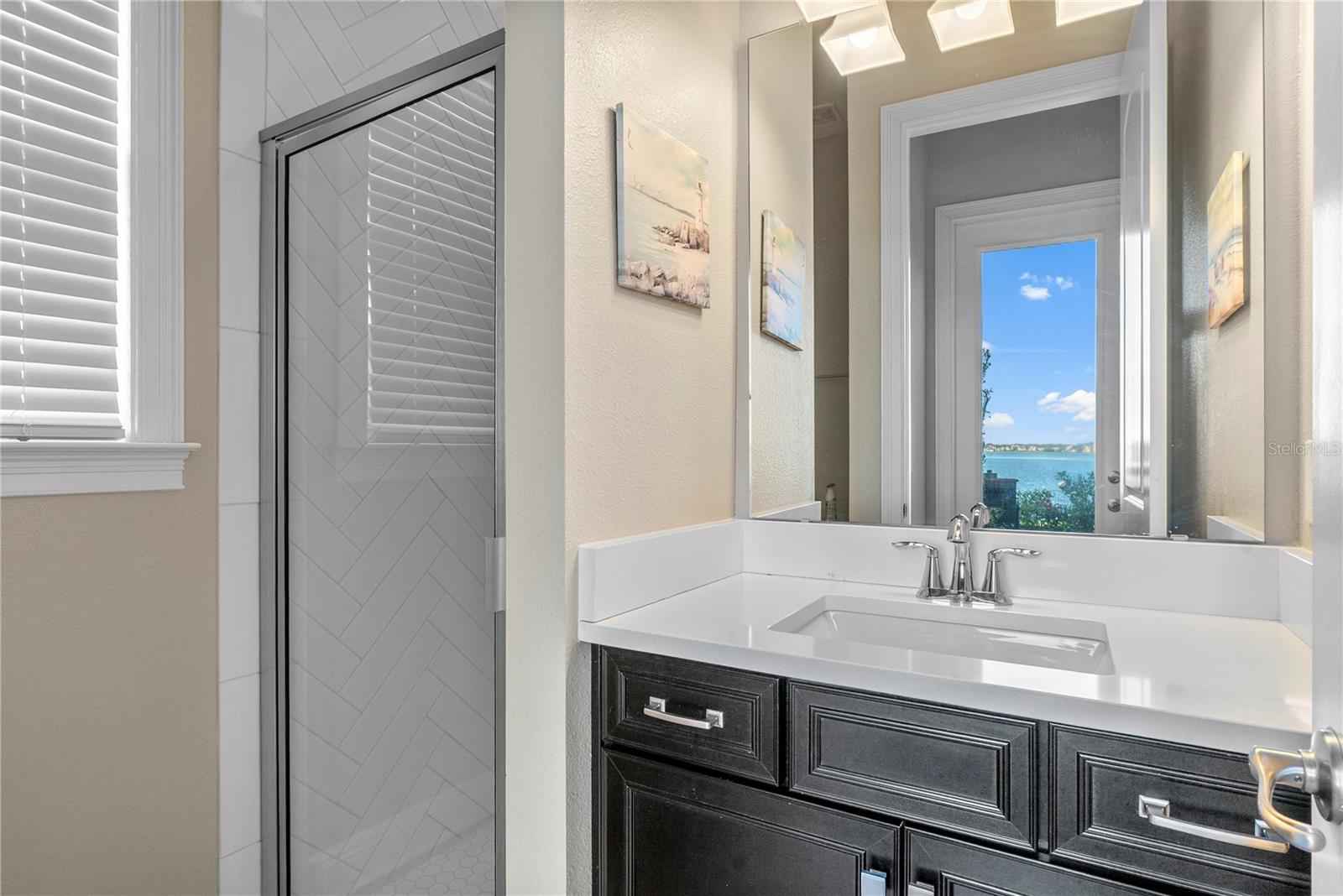 Image 16 of 58 For 16743 Broadwater Avenue