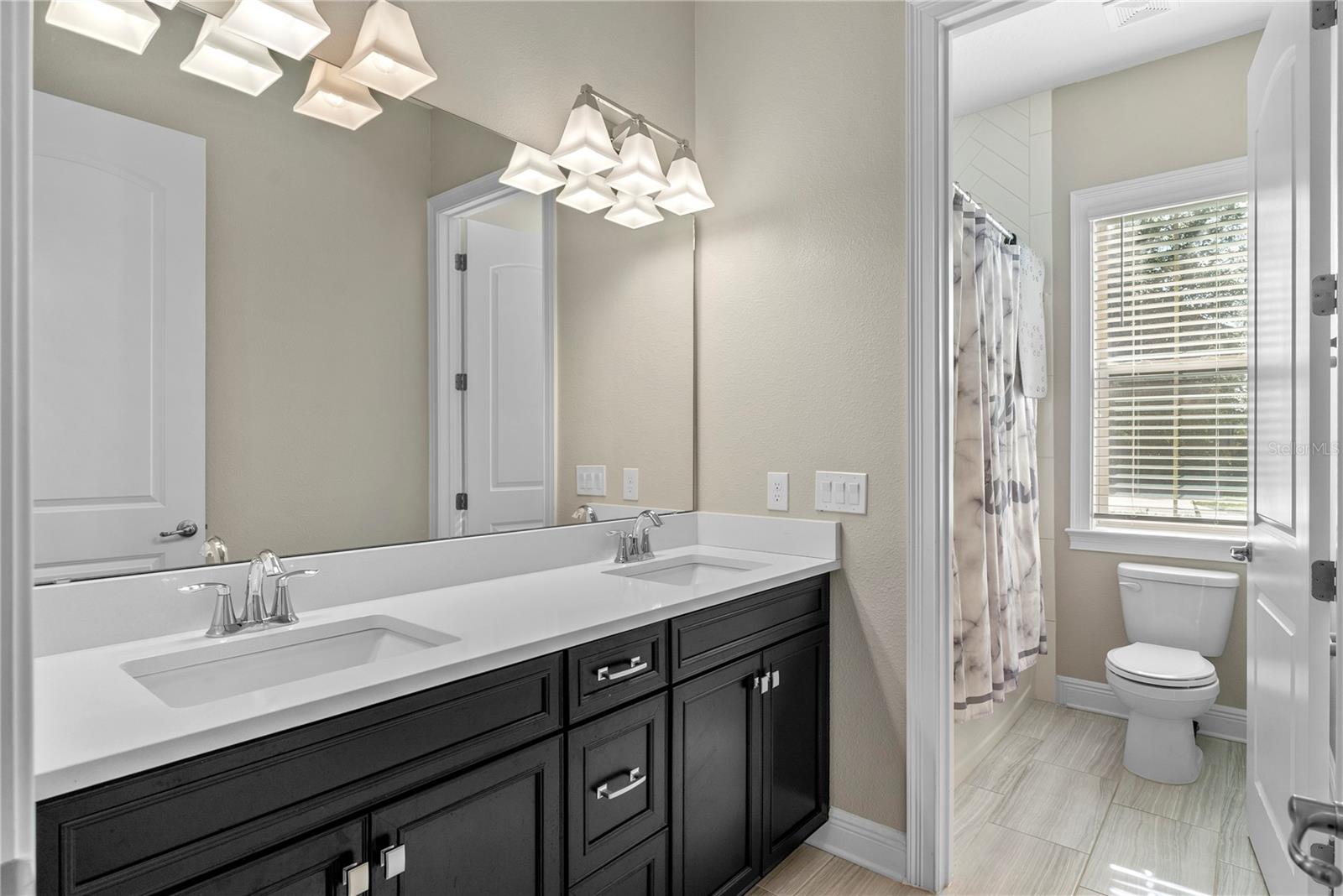 Image 22 of 58 For 16743 Broadwater Avenue