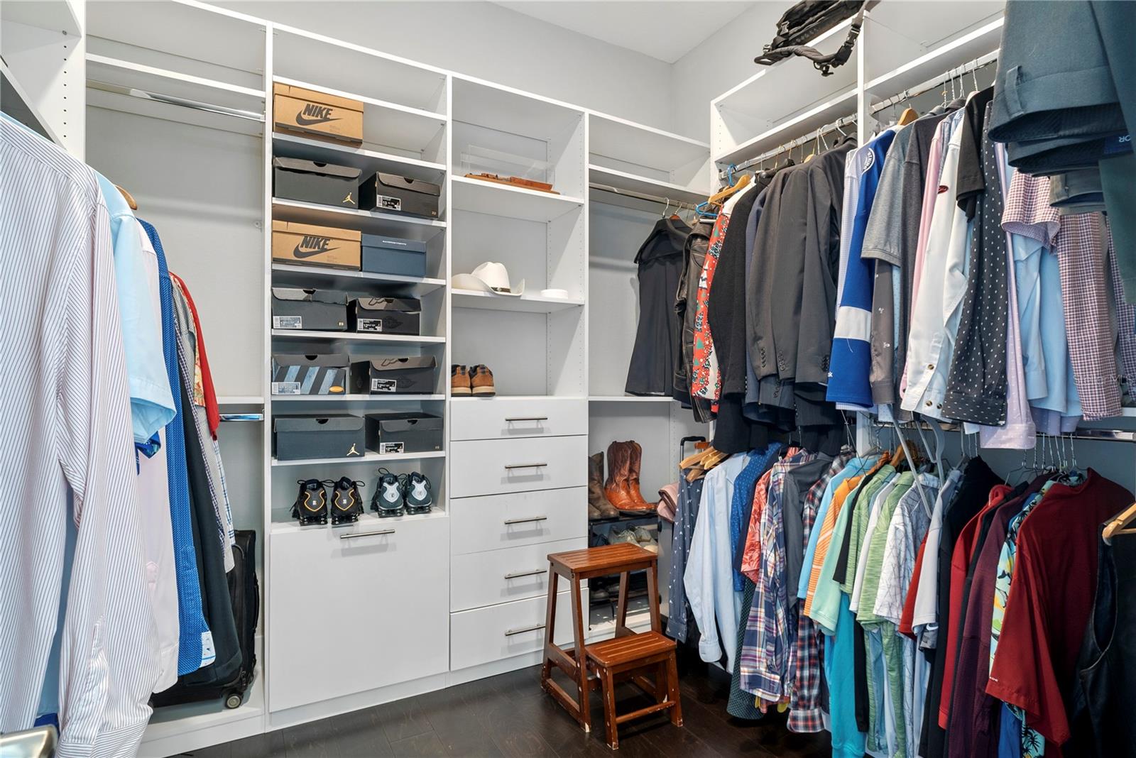 Image 30 of 58 For 16743 Broadwater Avenue