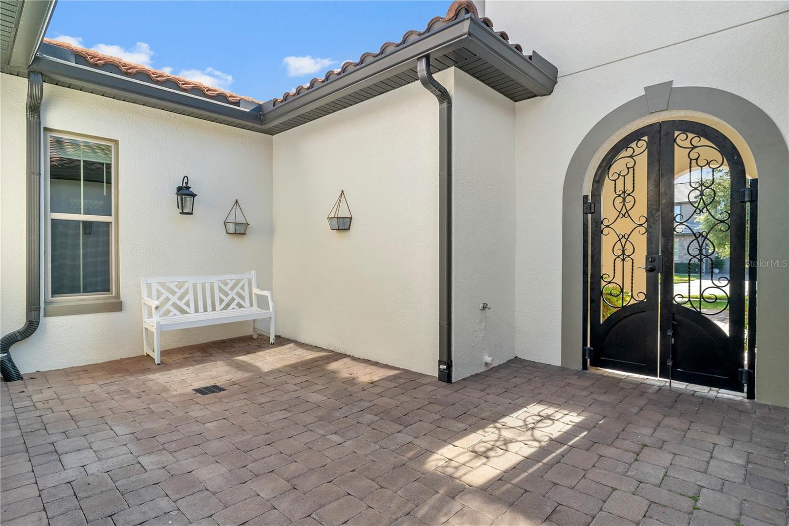 Image 5 of 58 For 16743 Broadwater Avenue