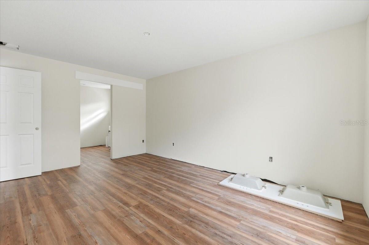 Image 15 of 22 For 518 Bennett Street