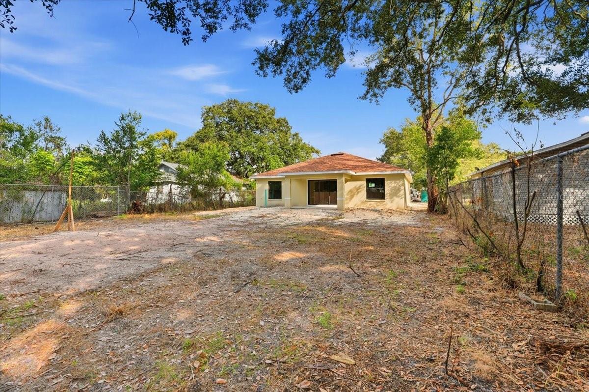 Image 2 of 22 For 518 Bennett Street