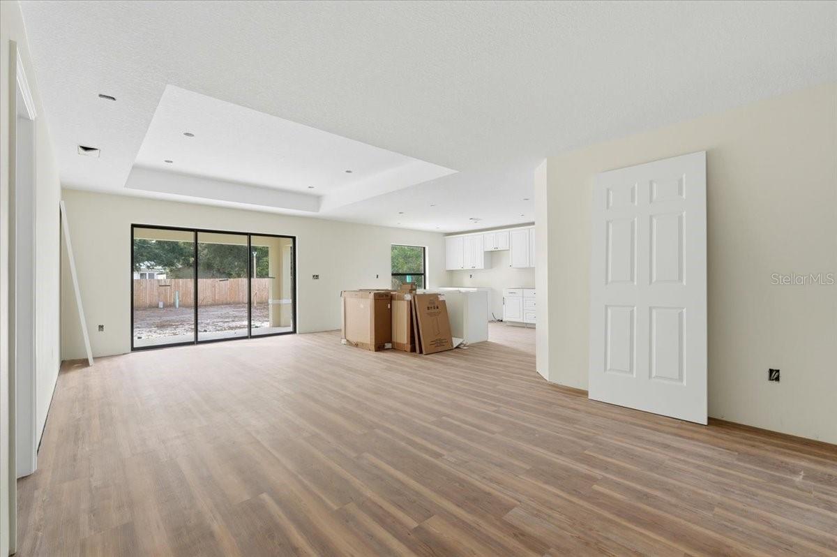 Image 8 of 22 For 518 Bennett Street