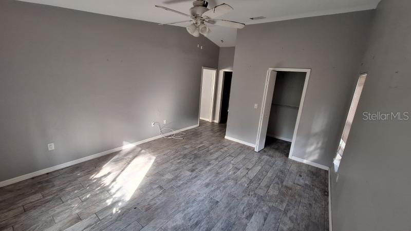 Image 18 of 31 For 1139 Mckinley Street