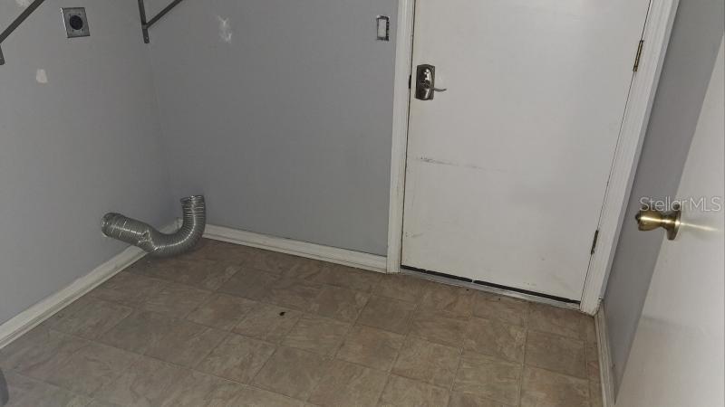 Image 24 of 31 For 1139 Mckinley Street