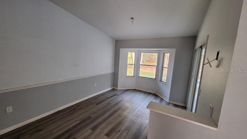 Image 9 of 31 For 1139 Mckinley Street