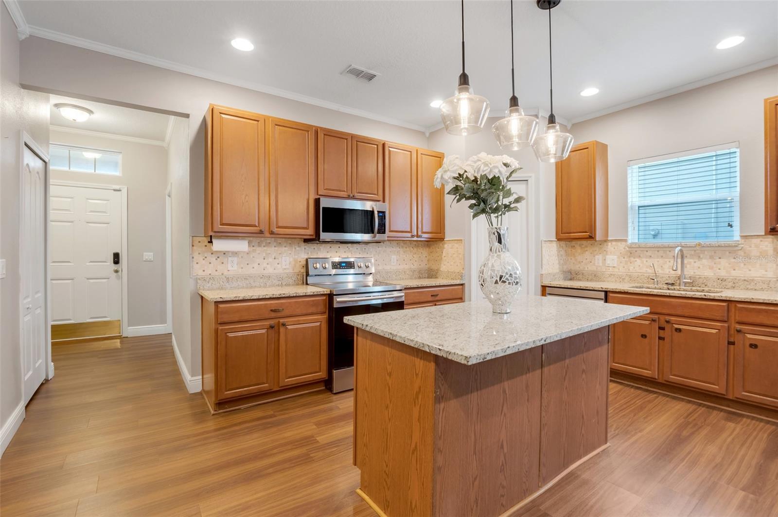 Image 12 of 37 For 1125 Democracy Drive