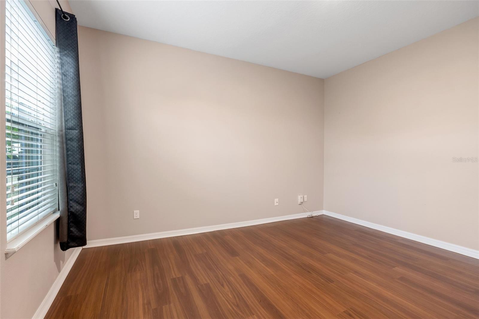 Image 15 of 37 For 1125 Democracy Drive