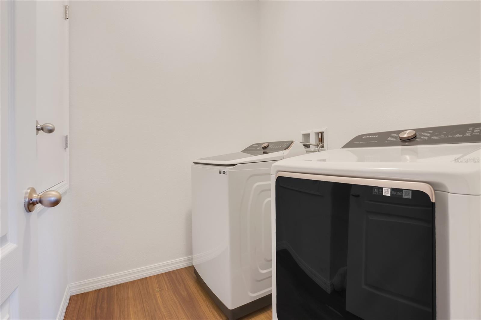 Image 28 of 37 For 1125 Democracy Drive