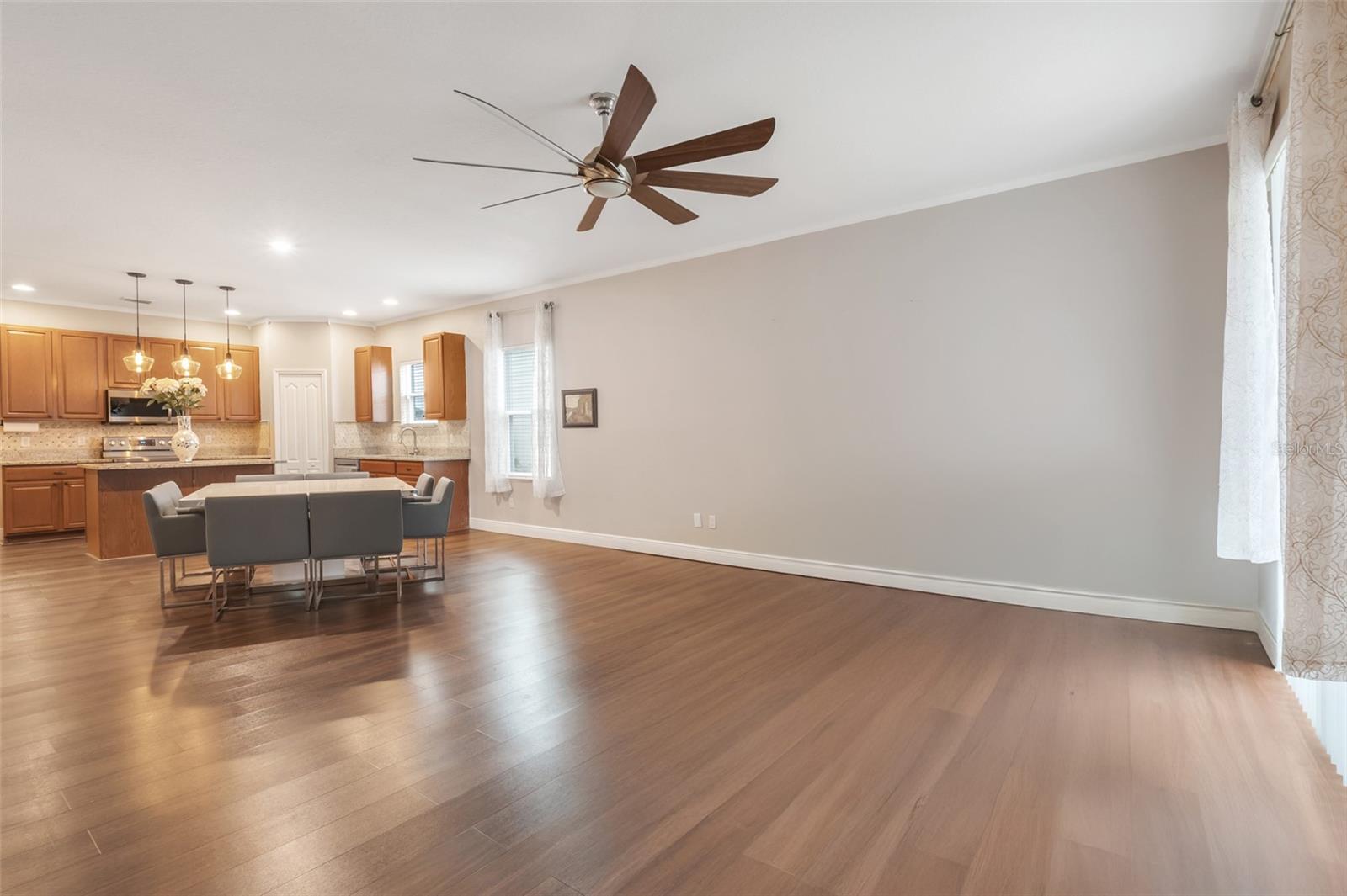 Image 33 of 37 For 1125 Democracy Drive