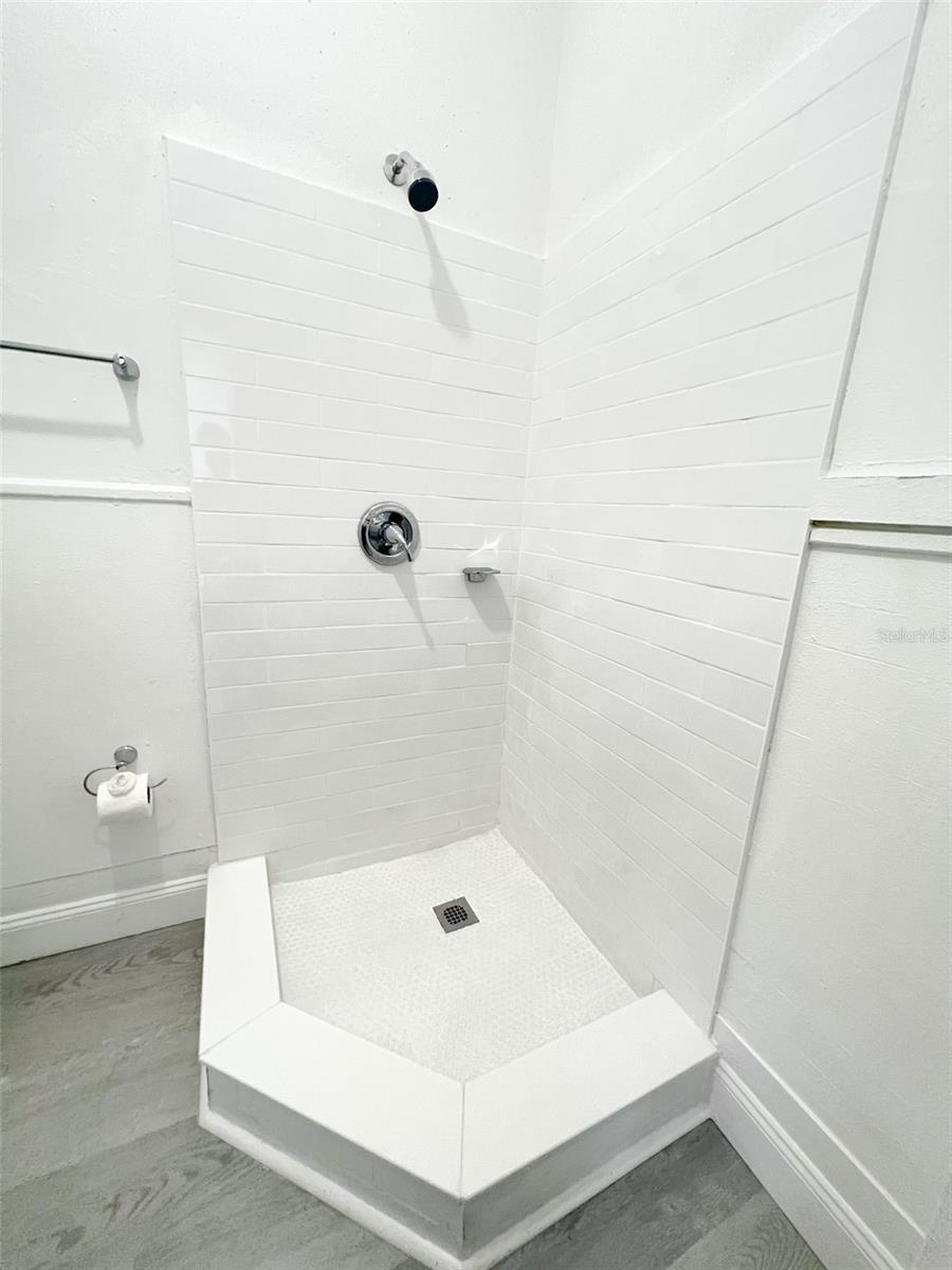 Image 15 of 36 For 205 Grove Street